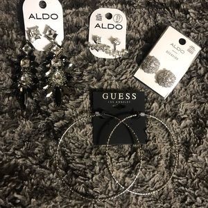 Earring bundle (Guess & Aldo)